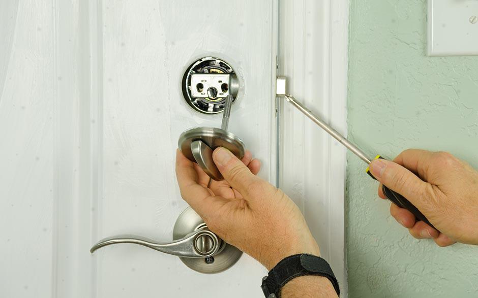 changer de serrure de porte Marseille 10